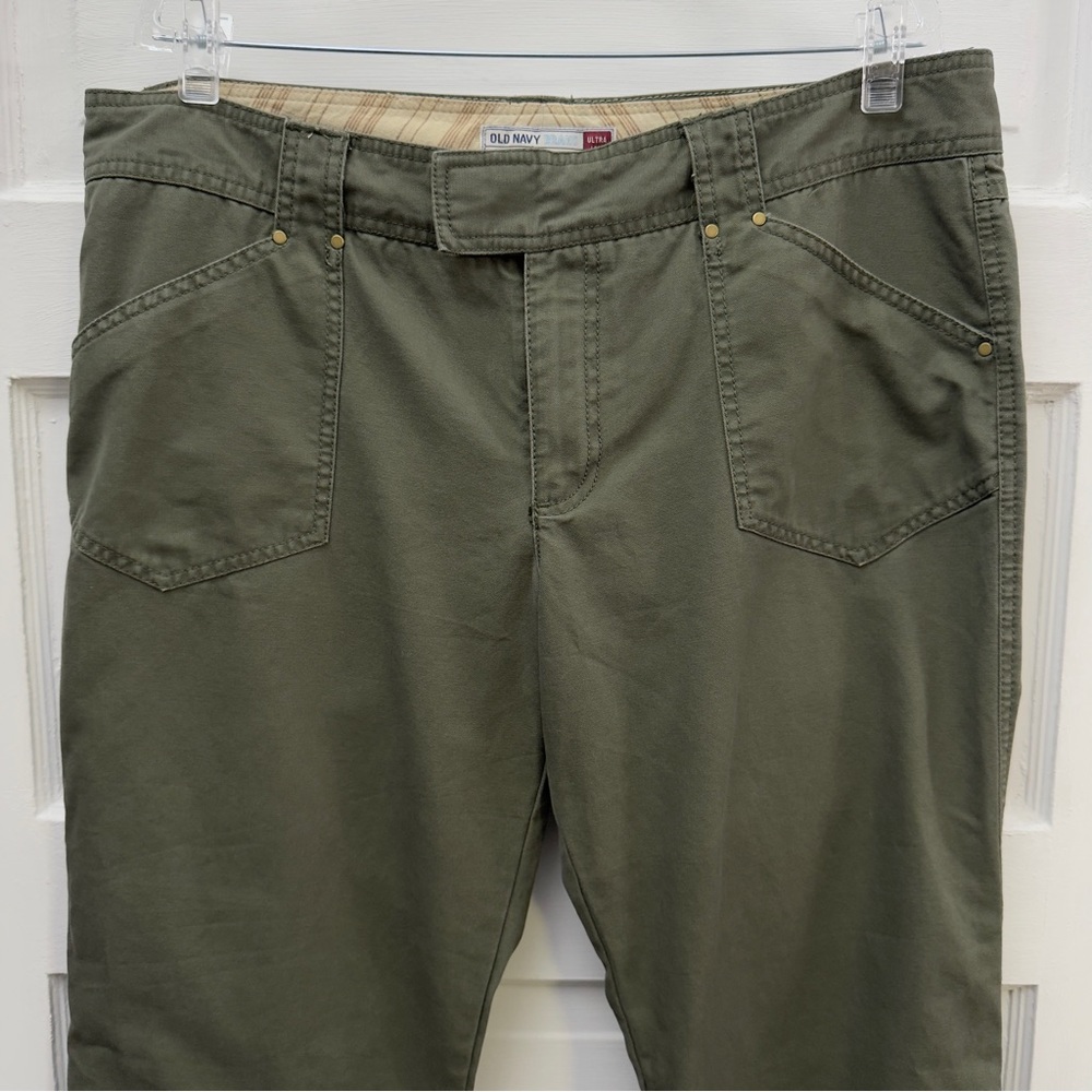 Low Rise Flare Patch Pocket Pants Old Navy Women’s 16 Olive - Picture 3 of 14